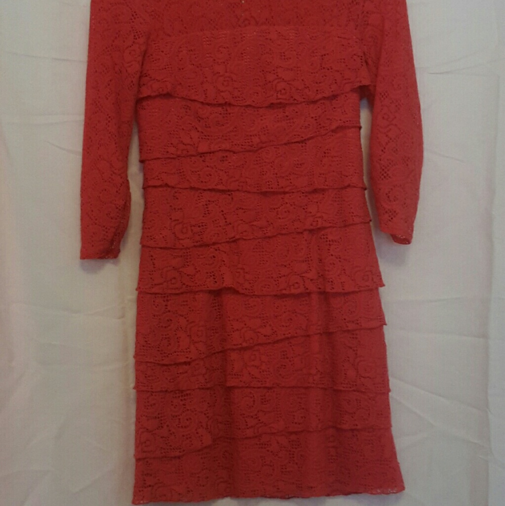 Dress - Picture 2 of 3